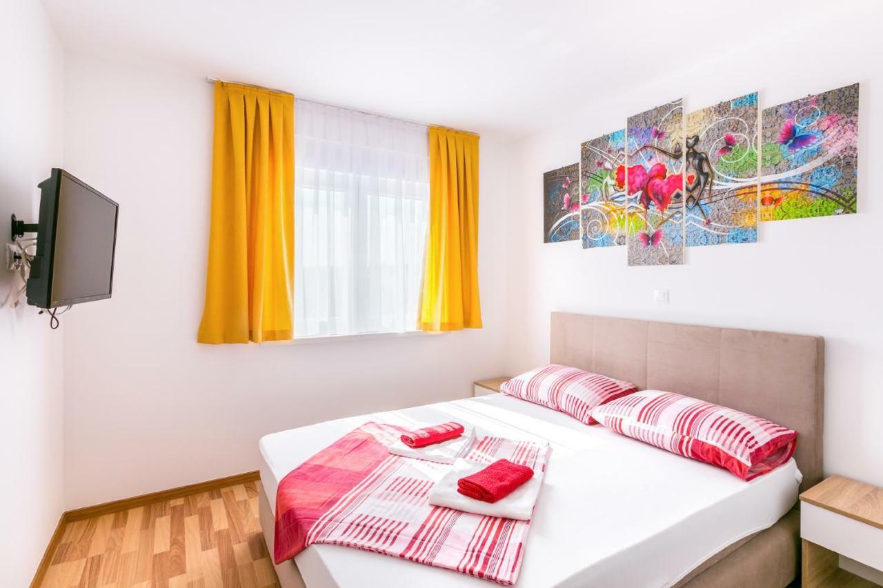 Dragan K2 Hotel Medulin Bagian luar foto