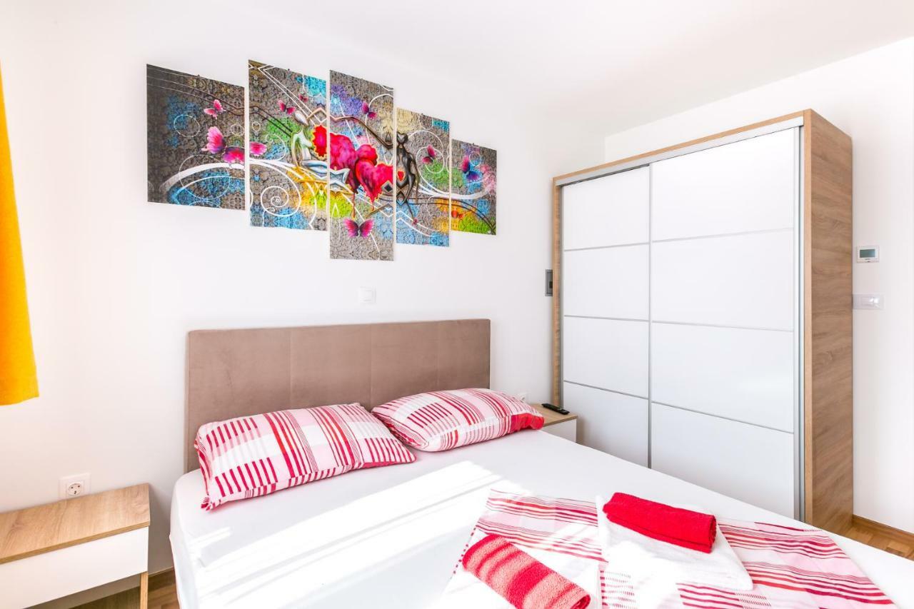 Dragan K2 Hotel Medulin Bagian luar foto